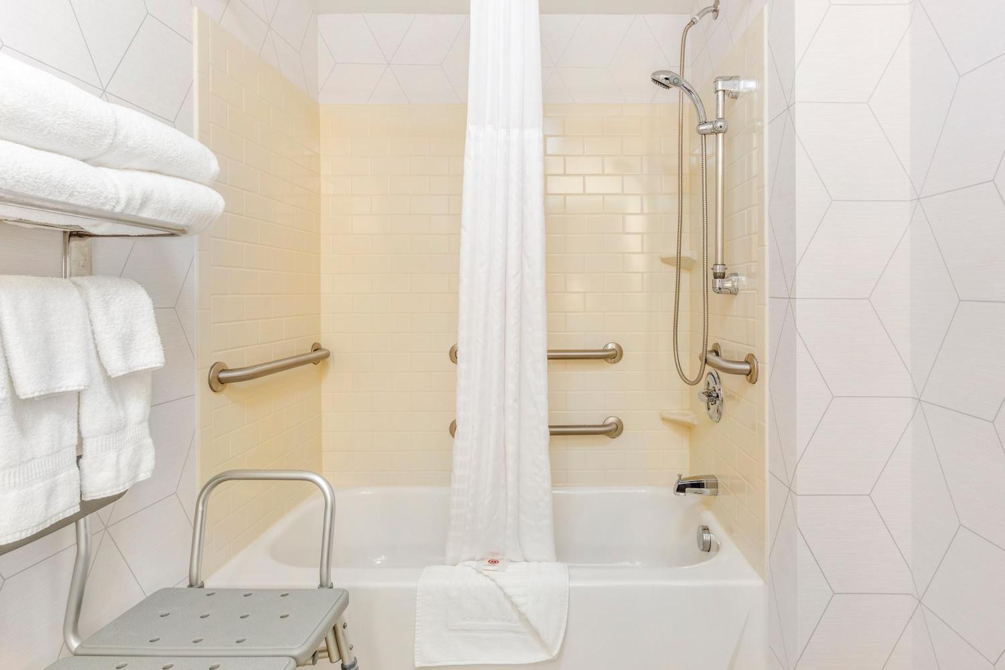 Comfort Suites Whitsett - Greensboro East Exteriér fotografie