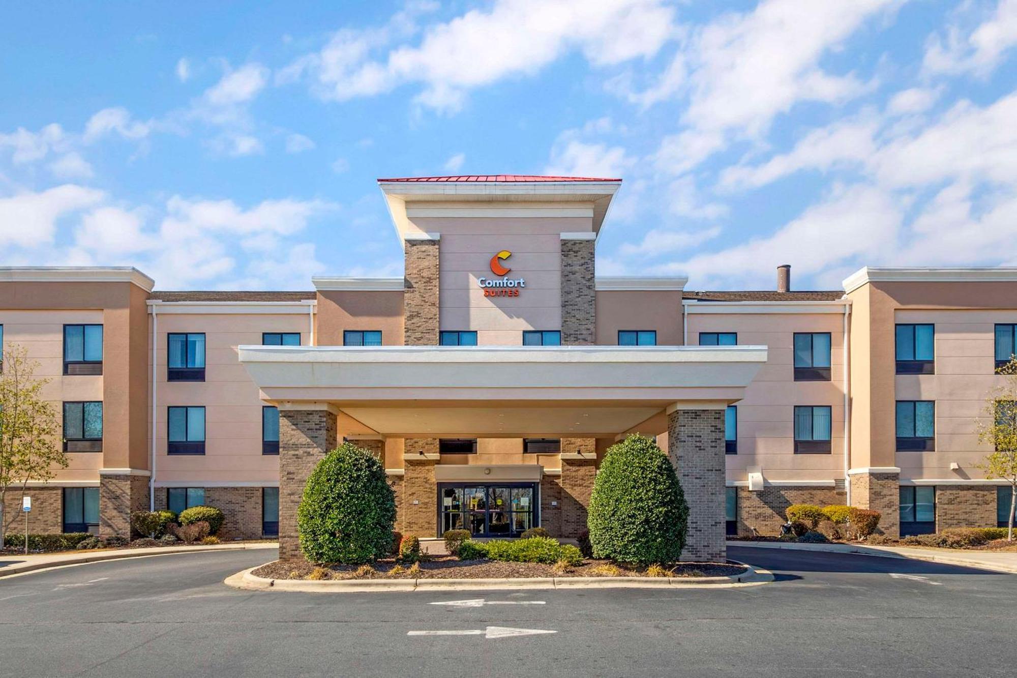 Comfort Suites Whitsett - Greensboro East Exteriér fotografie