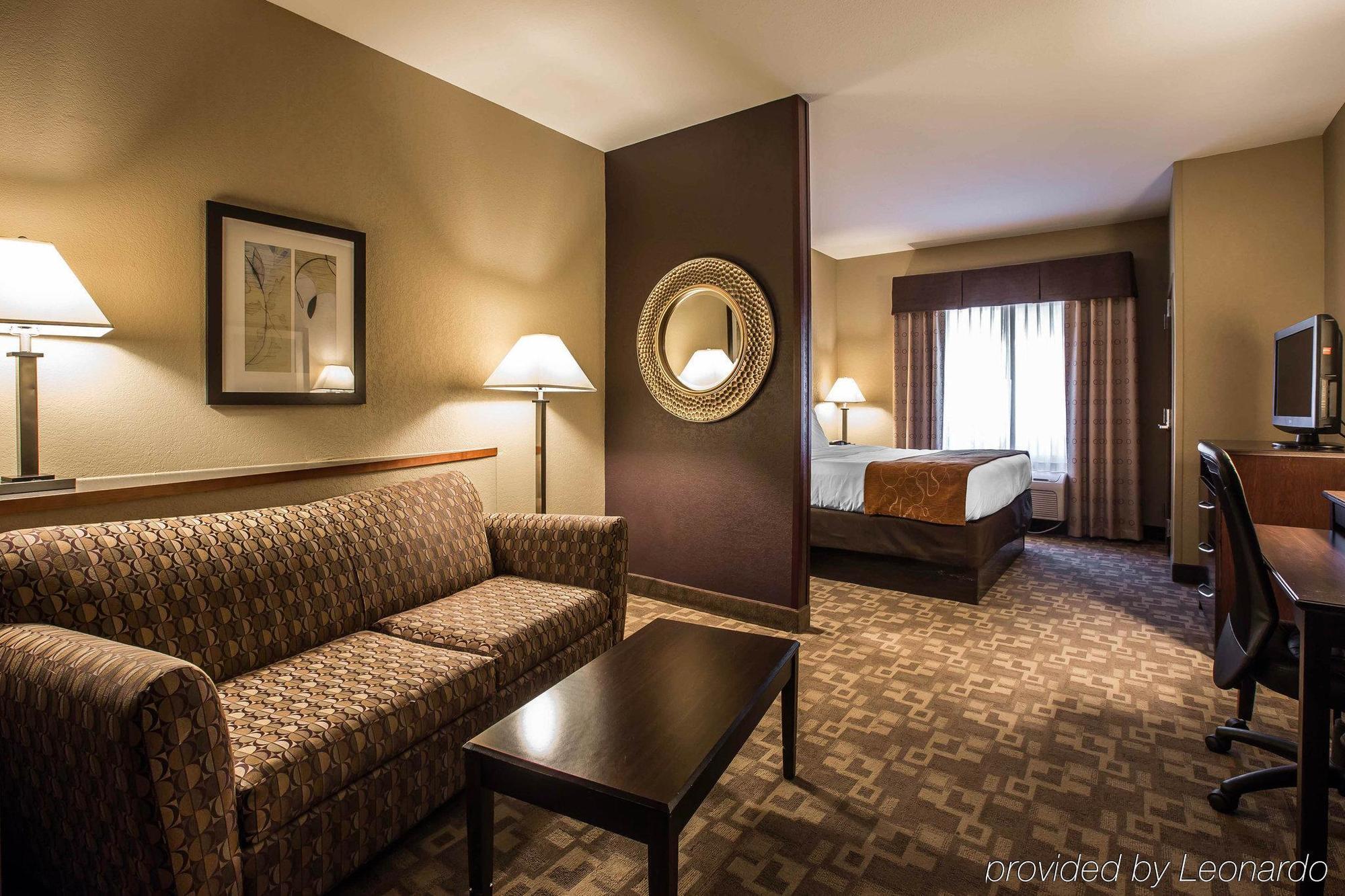 Comfort Suites Whitsett - Greensboro East Exteriér fotografie